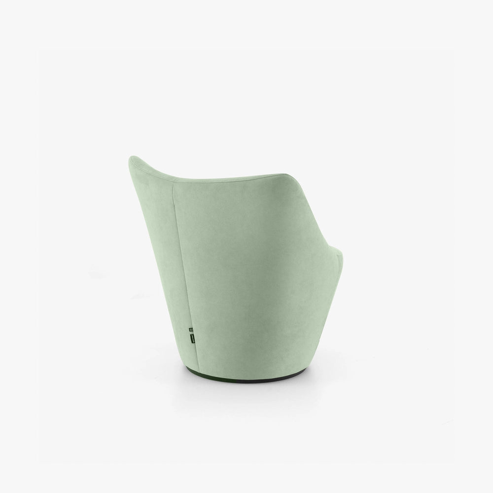 Anda Armchair